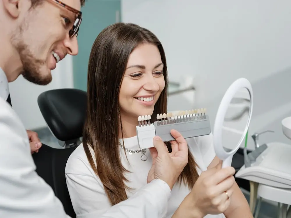 Bonding i wybielanie zębów w klinice Lookdent w Lubinie – szybka poprawa estetyki uśmiechu